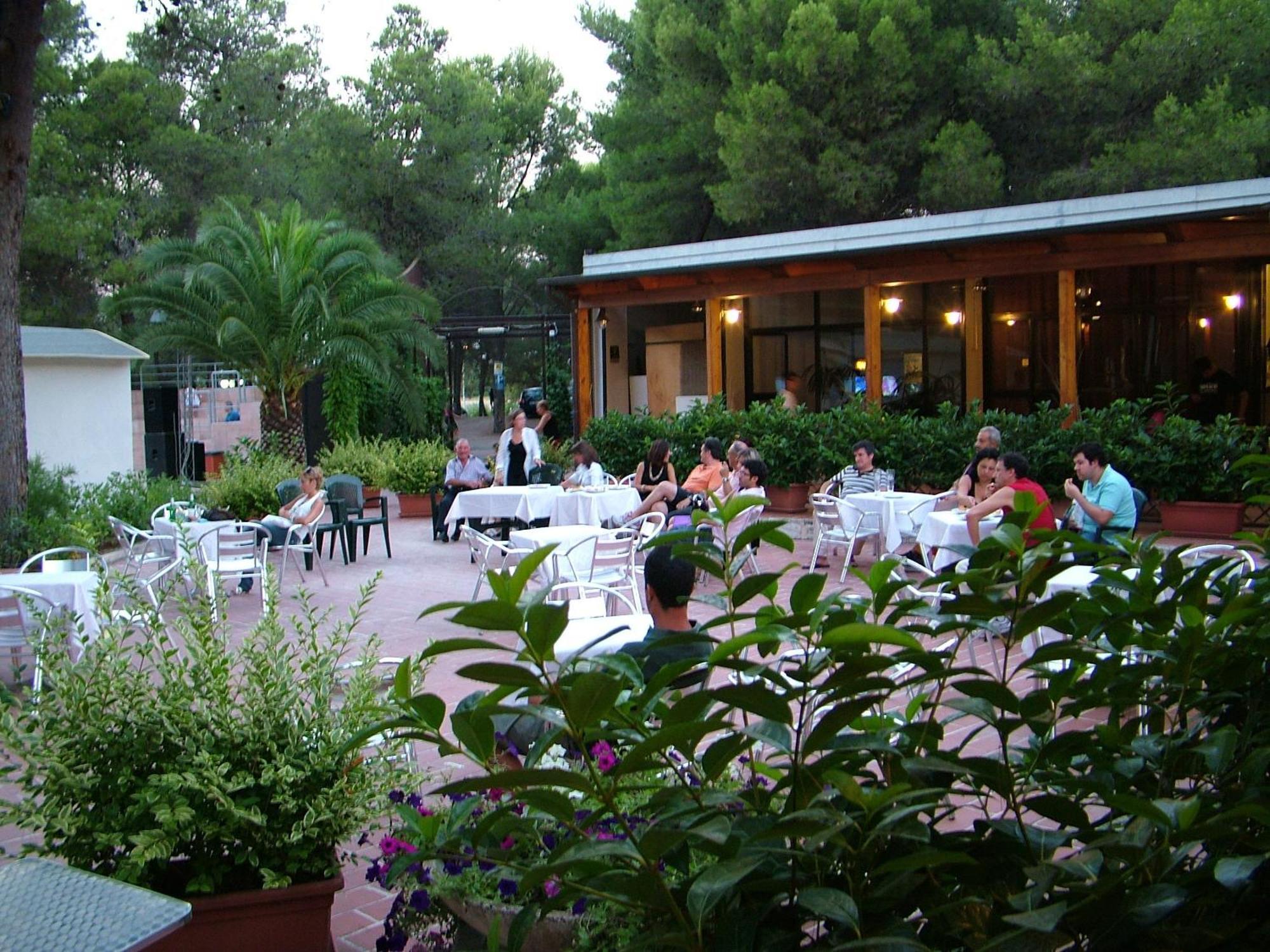 מטאפונטו Riva Dei Greci Camping Village חדר תמונה