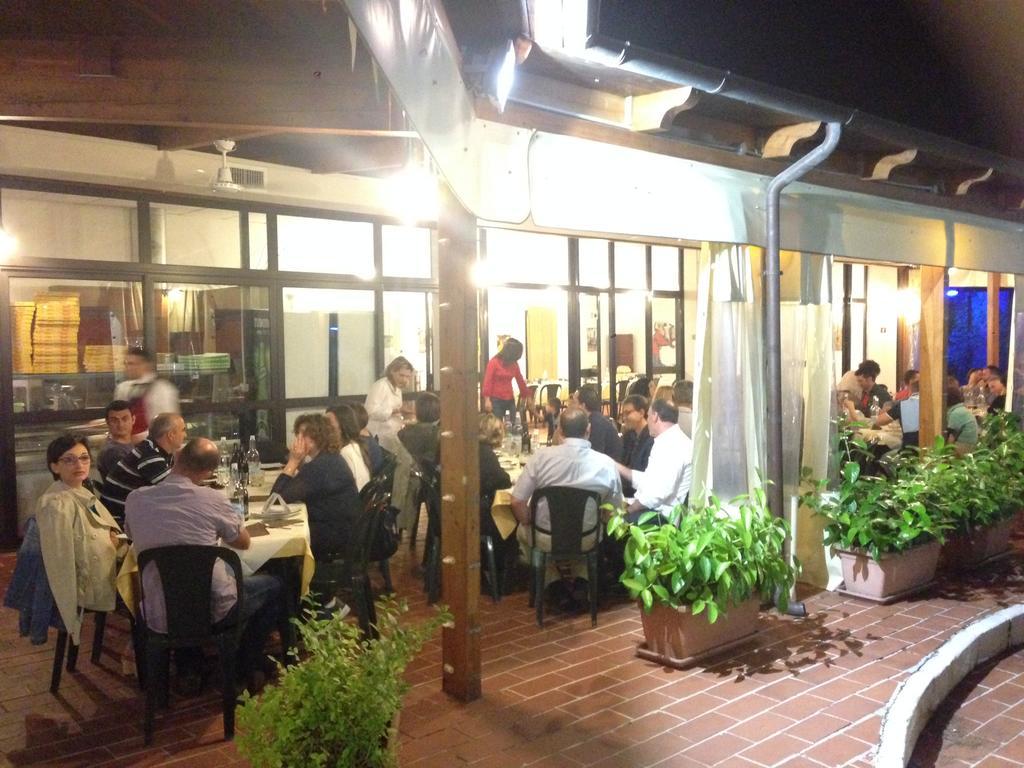 מטאפונטו Riva Dei Greci Camping Village מראה חיצוני תמונה
